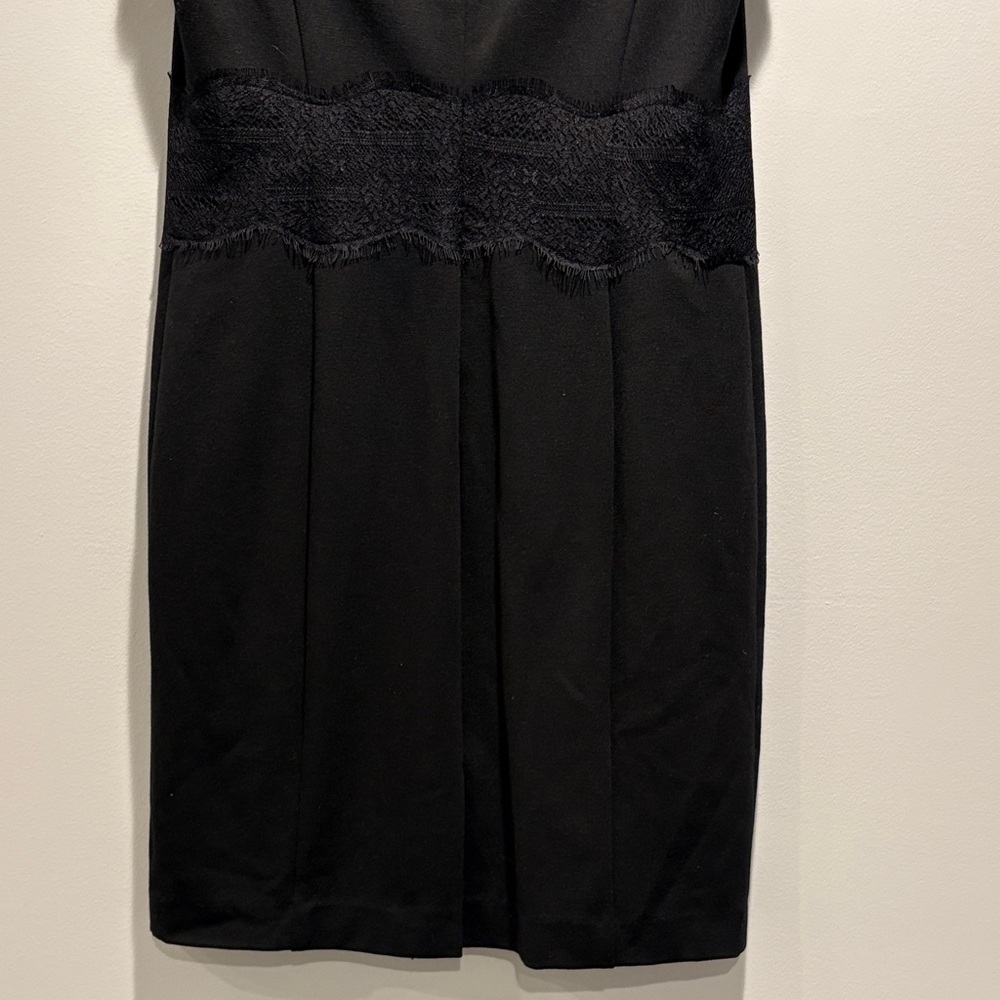 Rafaella Black Sleeveless Sheath Dress Lace Waist Inlay Size 6P LBD - Picture 8 of 11